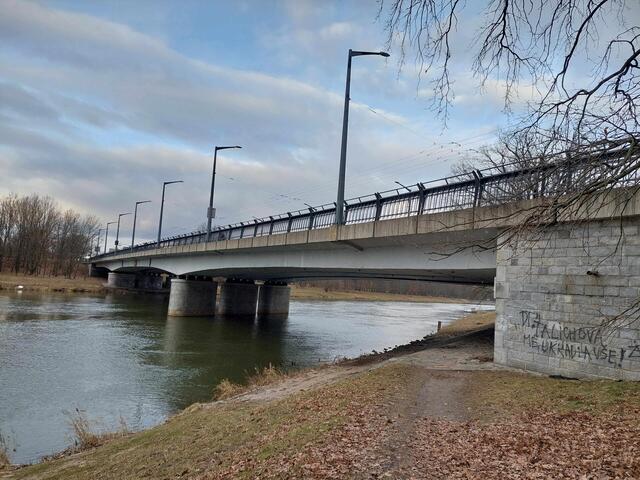 Úpravy na Wonkově mostě