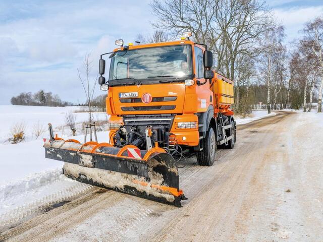 Až zima udeří! Krajští silničáři jsou připraveni zajistit sjízdnost přes 3000 kilometrů silnic