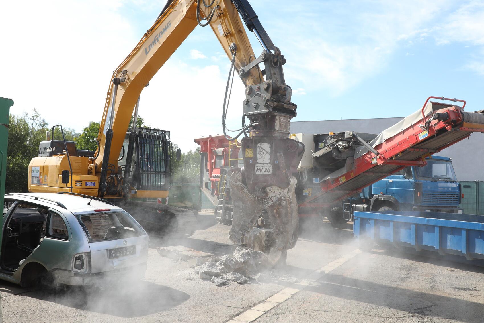 Silniční veletrh v Pardubicích: kombinace minulosti i budoucnosti