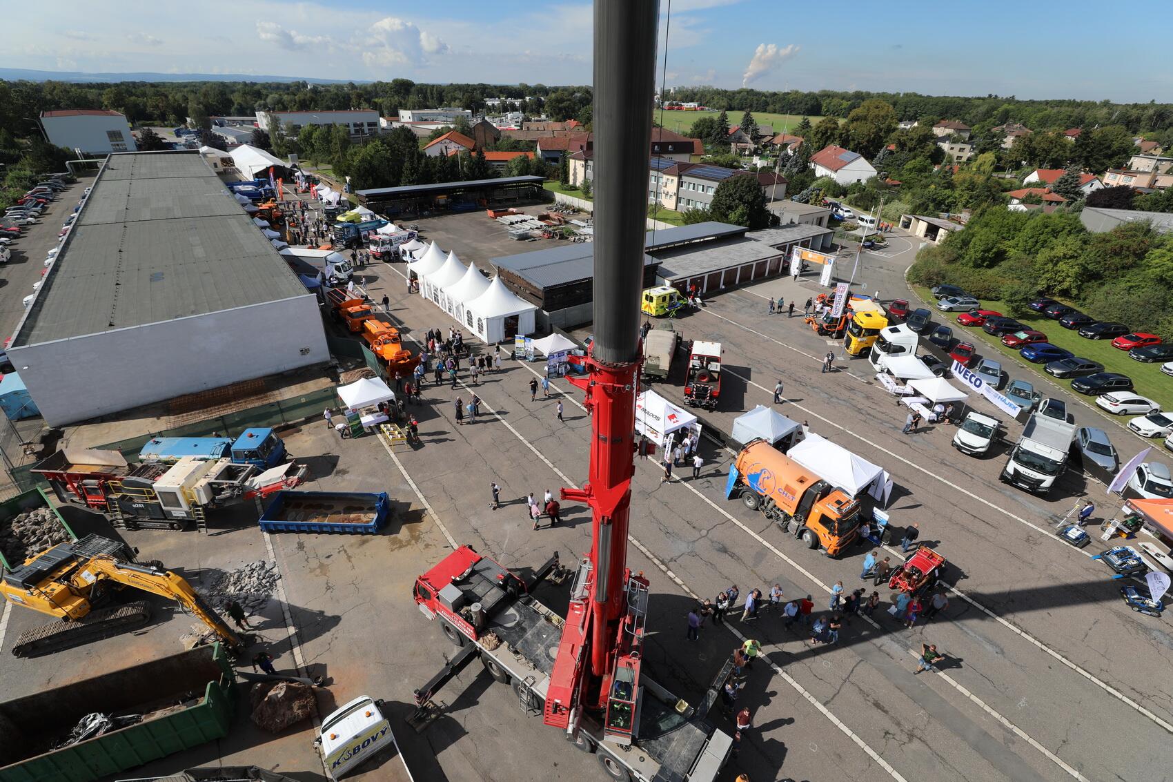 Silniční veletrh v Pardubicích: kombinace minulosti i budoucnosti